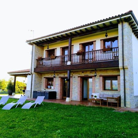 Villa Tiviti Oviedo Exterior foto