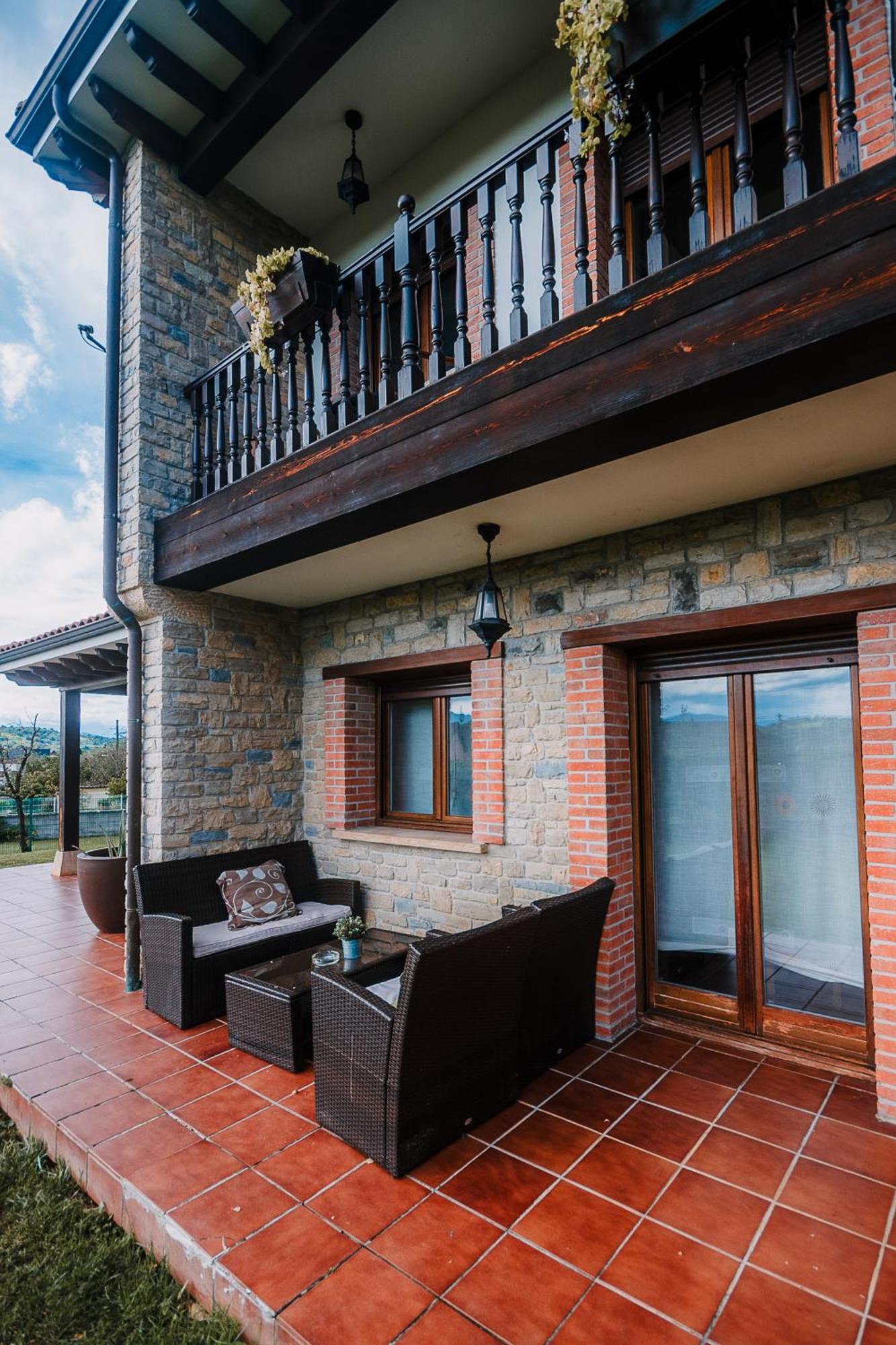 Villa Tiviti Oviedo Exterior foto