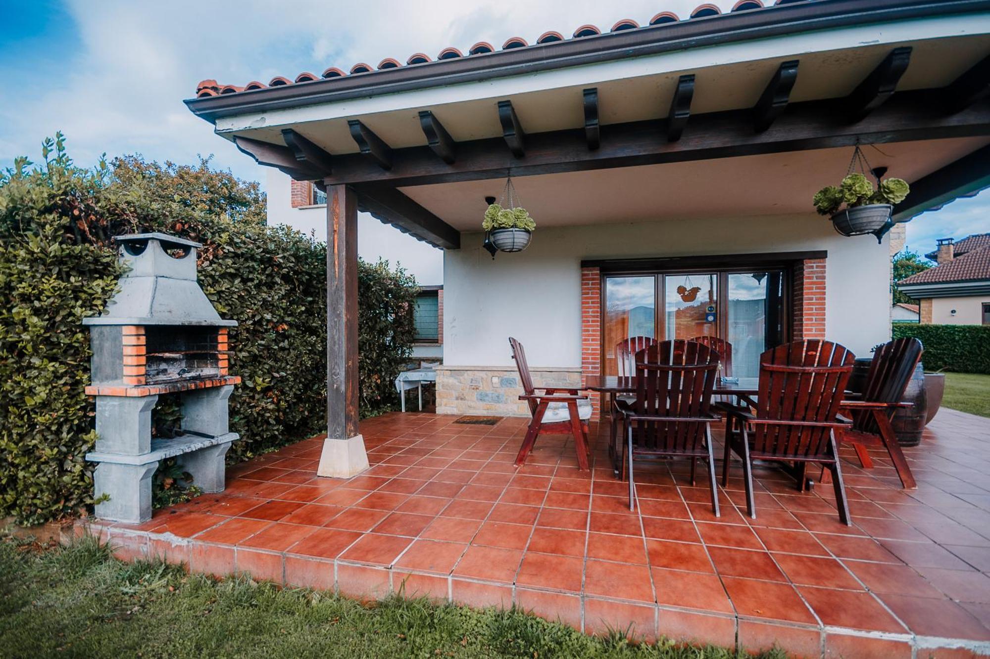 Villa Tiviti Oviedo Exterior foto