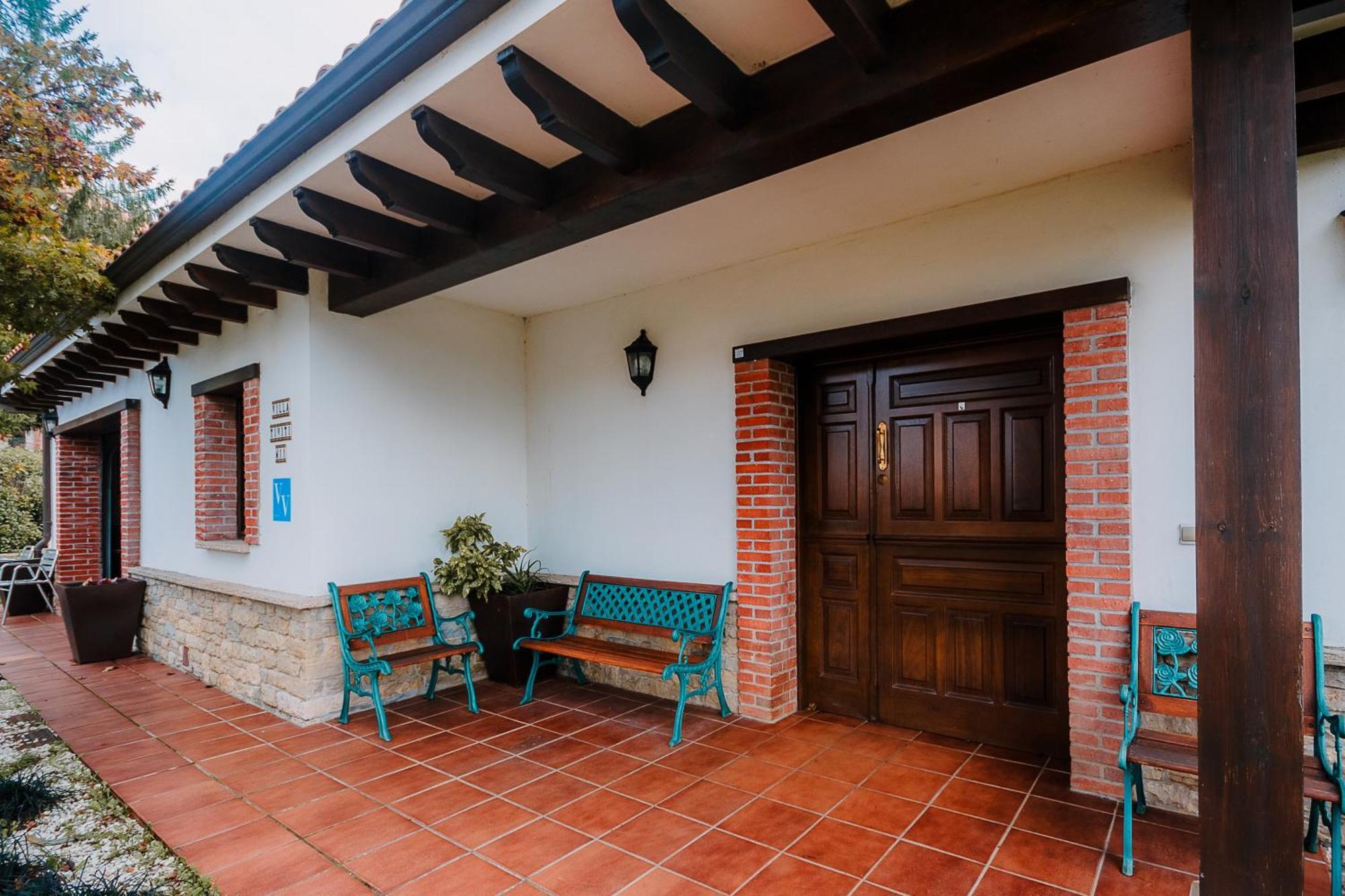 Villa Tiviti Oviedo Exterior foto